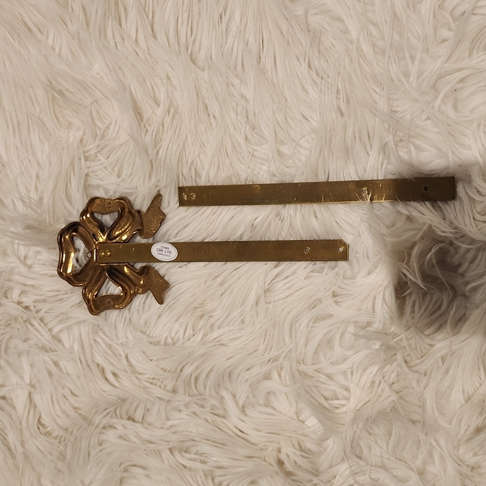 Vintage Brass Wall Hanging - Picture 4 of 6